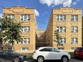 Building Photo - 4409 N Kenneth Ave Building Photo - 4409 N Kenneth Ave