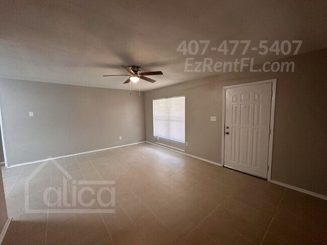 Foto del edificio - 3618 Ranchwood Rd