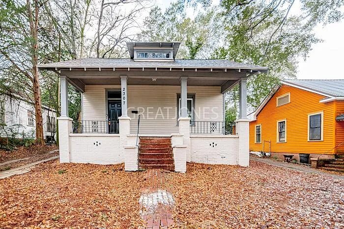 Foto principal - 2307 16th Ave