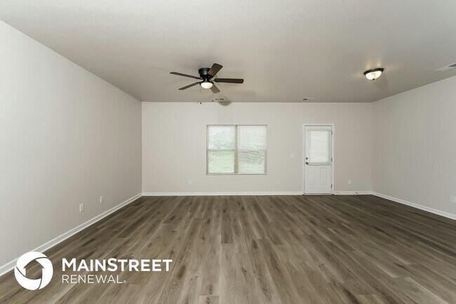 Building Photo - 950 Clover Cir