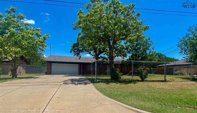 Foto del edificio - 6750 Southwest Pkwy