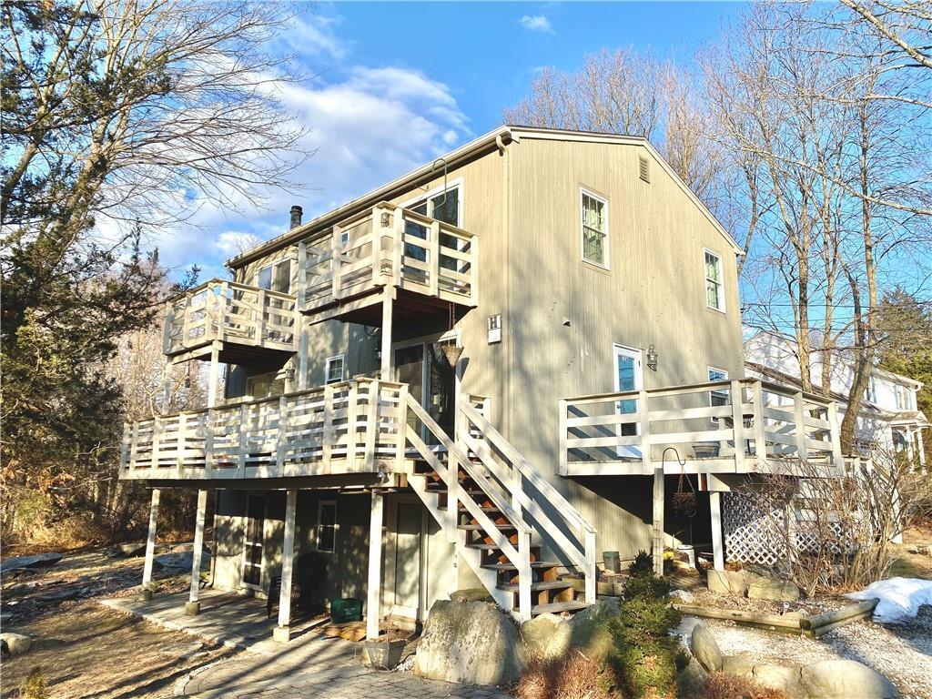 Primary Photo - 126 Beacon Ave