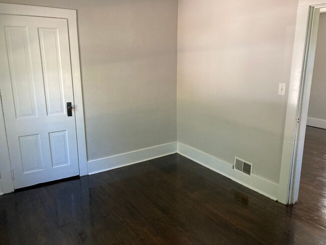 Building Photo - 3 Bed 1 Bath Single Family Home in Rothschild