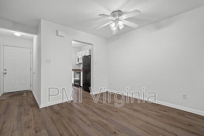 Building Photo - 3772 Pepperwood Ct