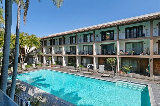 Piscina privada/Jacuzzi/Parrillas - 17200 Newhope St