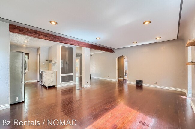 Foto del edificio - 4 br, 2 bath House - 591 S. University Blvd