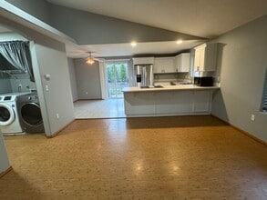 Building Photo - 37513 Goldenrain St