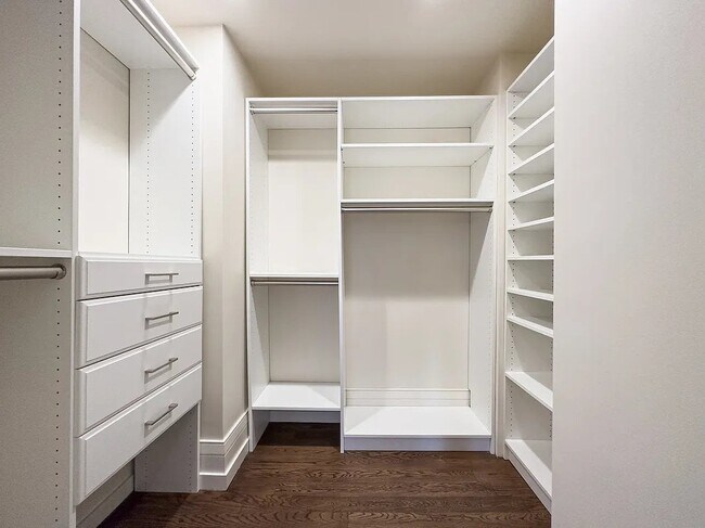 Foto del edificio - 140 E 63rd St