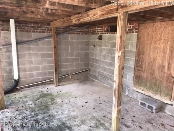 Building Photo - 433 Lands End Rd