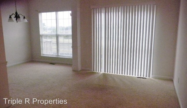 Foto del edificio - 8553 Gateway Rd