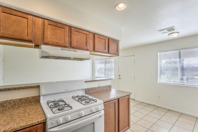 Foto del edificio - 3129 N Walnut Rd