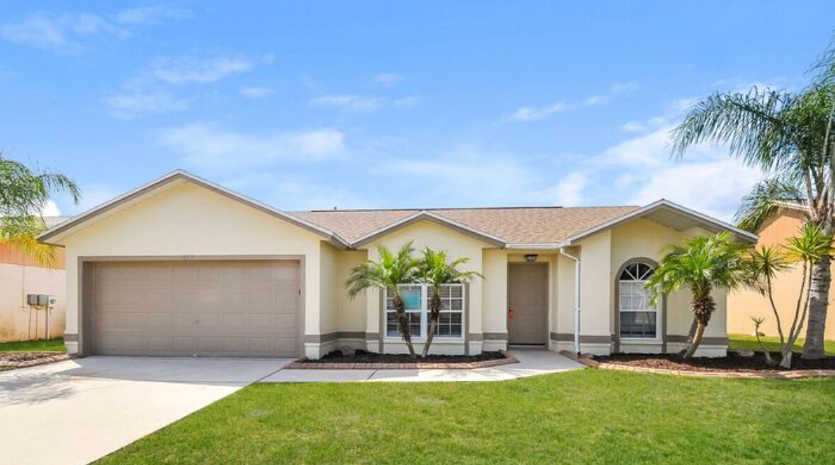 6592 Shepherd Oaks Pass, Lakeland, FL 33811 House Rental in Lakeland