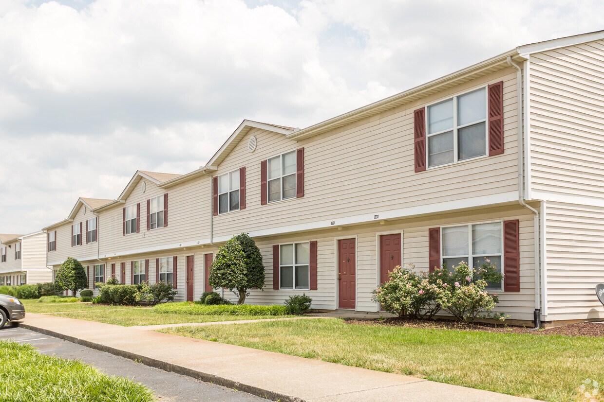 Parklight Apartments in La Vergne, TN