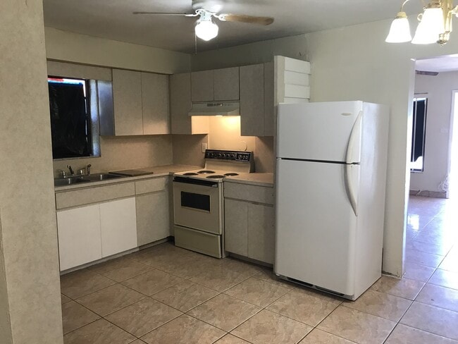 Foto del edificio - Large 5-2 house in Oakland Park