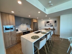 Building Photo - 3699-3699 Capozzi Rd