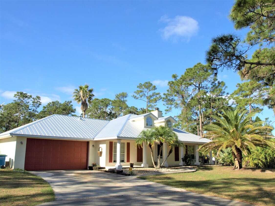 Foto principal - 4566 Serna Ave