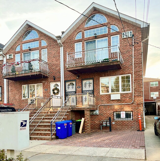 Building Photo - 4021 Seton Ave