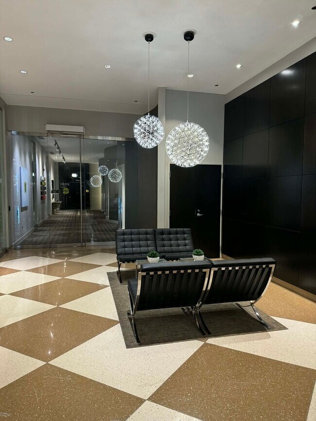 Foto del edificio - 900 N Kingsbury St