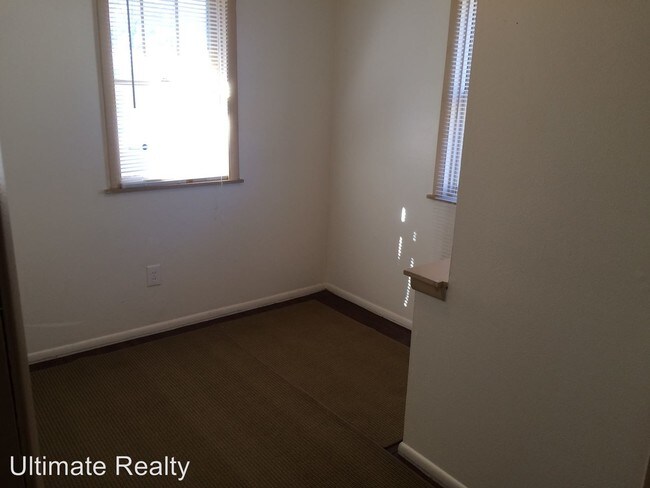 Building Photo - 2826 Solway Ave