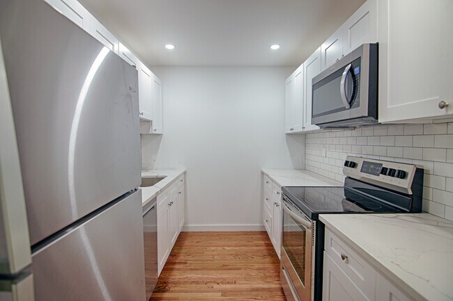 Foto del edificio - 44 S Finley Ave