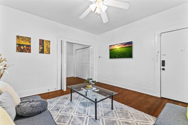 Foto del edificio - 2509 Whitney St