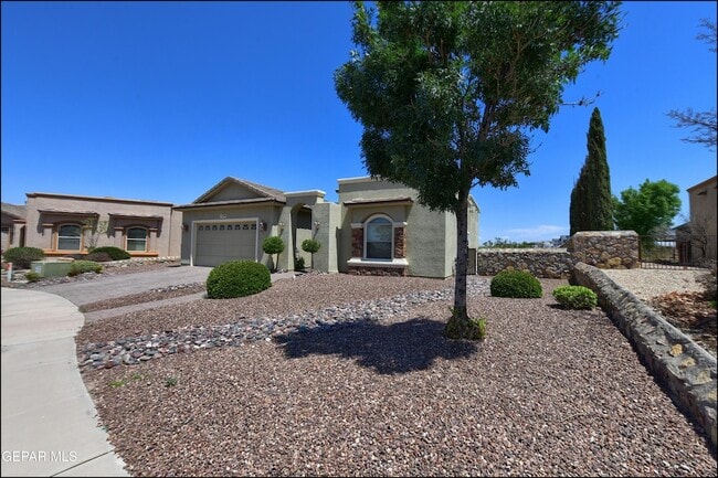 Building Photo - 7379 Black Mesa Dr