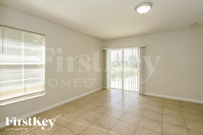 Building Photo - 1905 Eden Dr