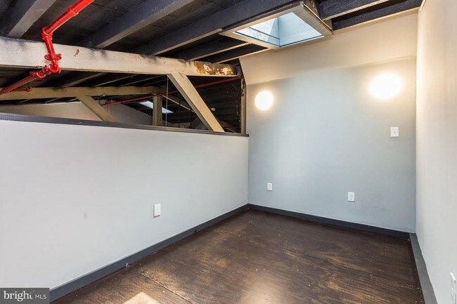 Foto del edificio - 1813 N Howard St