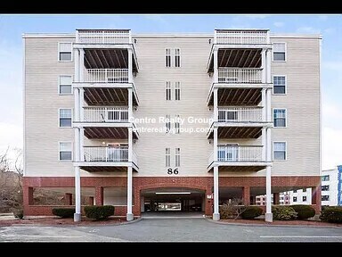 Building Photo - 86 E Howard St