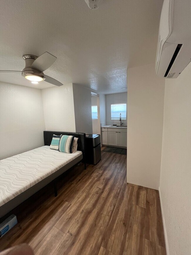 Foto del edificio - 6155 Foote Rd