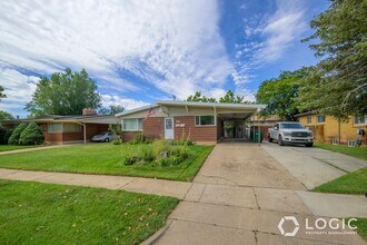 Building Photo - 985 Jackson Ave