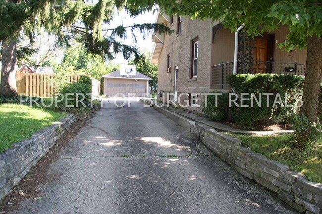 Building Photo - 308 W Stadium Ave