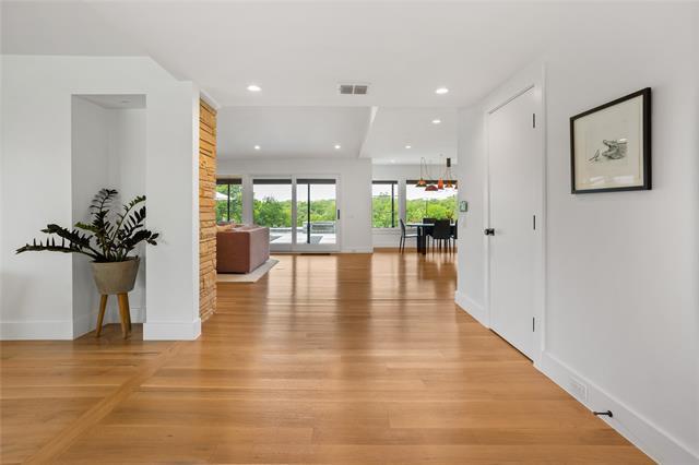 Foto del edificio - 4504 Ridgehaven Rd