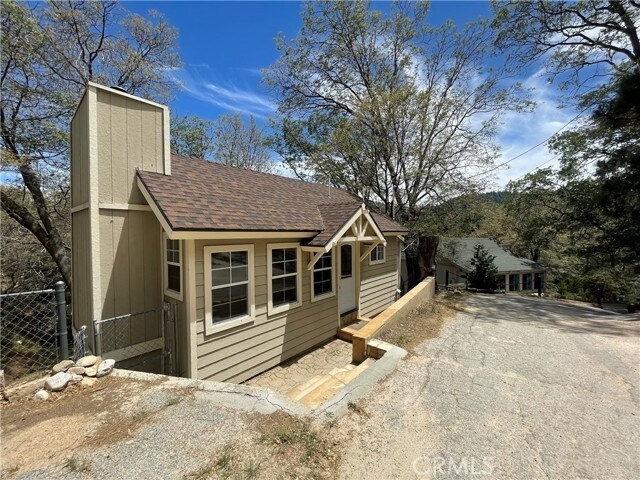 Primary Photo - 29255 Hemlock Dr