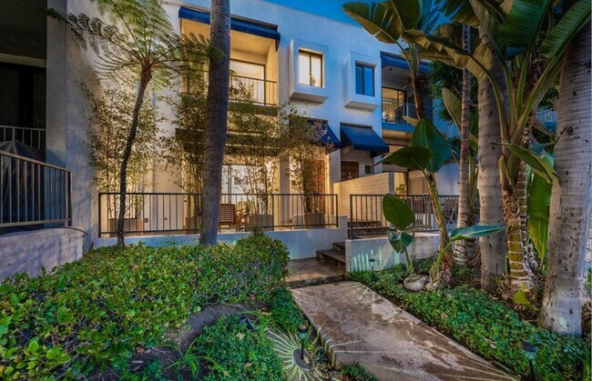 Building Photo - 5416 Heron Bay