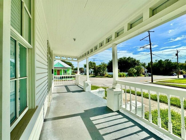 Building Photo - 2708 N 19th St