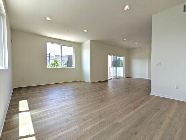 Foto del edificio - 13024 Union Ave