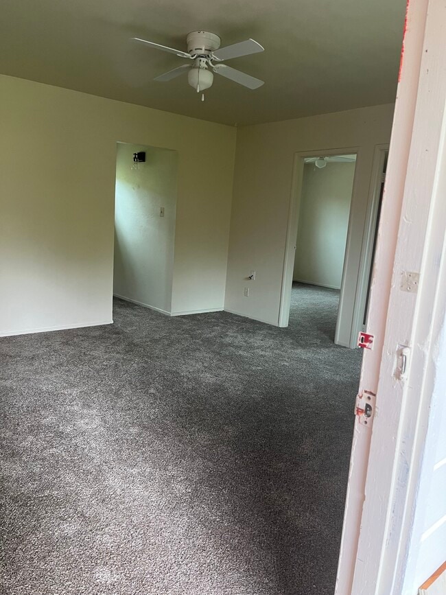 Building Photo - 39A Stark Ln