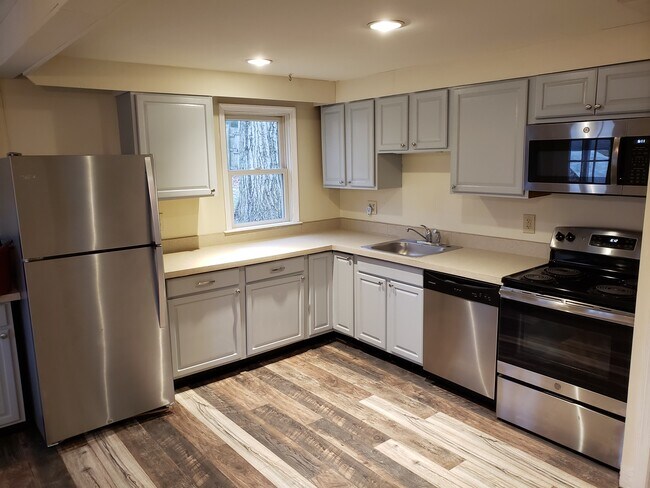 Cocina - 1379 Wetherill Rd