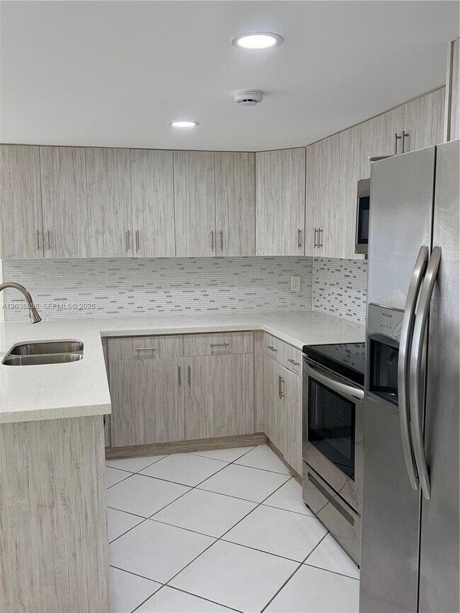 Foto del edificio - 4705 SW 62nd Ave