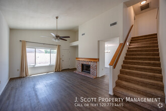 Building Photo - 1421 W Camino Ct