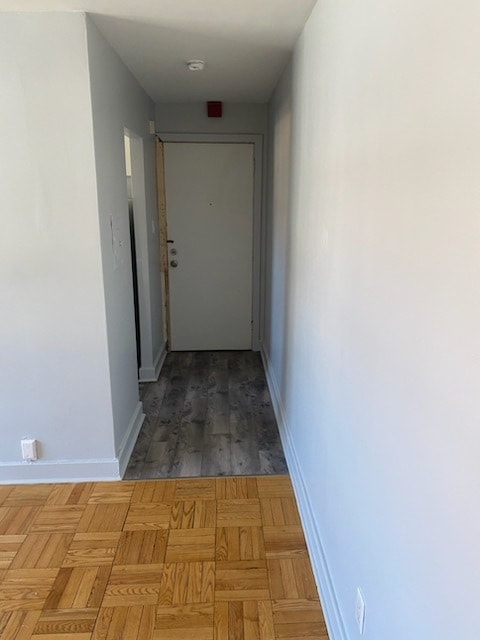 Building Photo - 1 Bedroom Apartment on The Kingsway