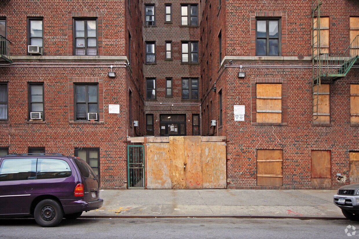 Foto del edificio - 552-562 Academy St
