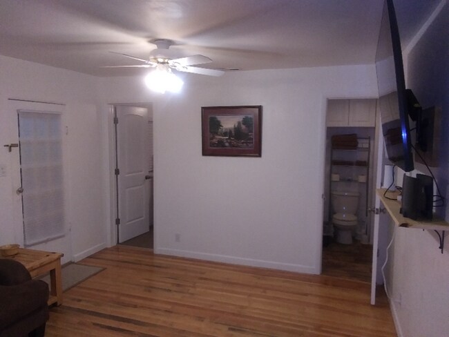 Building Photo - 60 N Main St