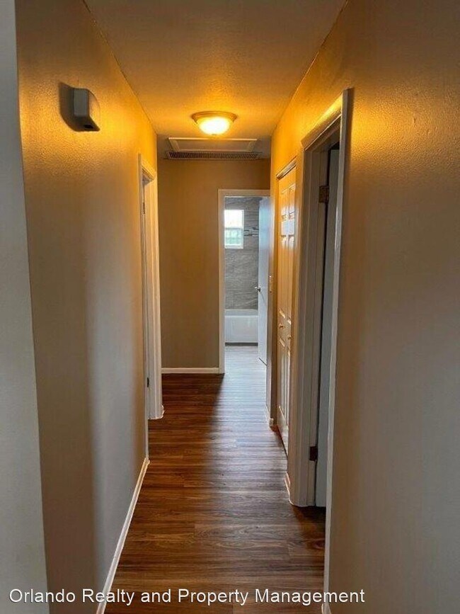 Building Photo - 4 br, 1.5 bath House - 4503 King Cole Blvd