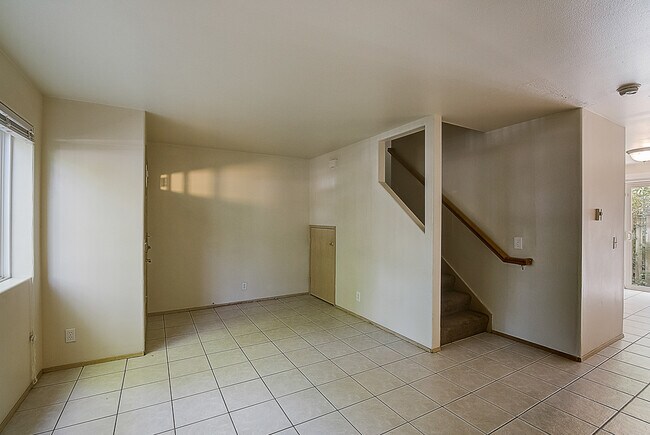 Building Photo - 4309 8th Ave NE