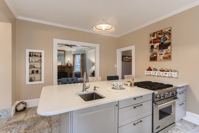 Foto del edificio - 831 4th Ave