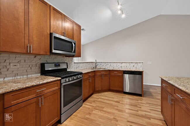 Foto del edificio - 268 Southwicke Dr