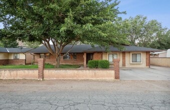 Building Photo - 34 E 350 N