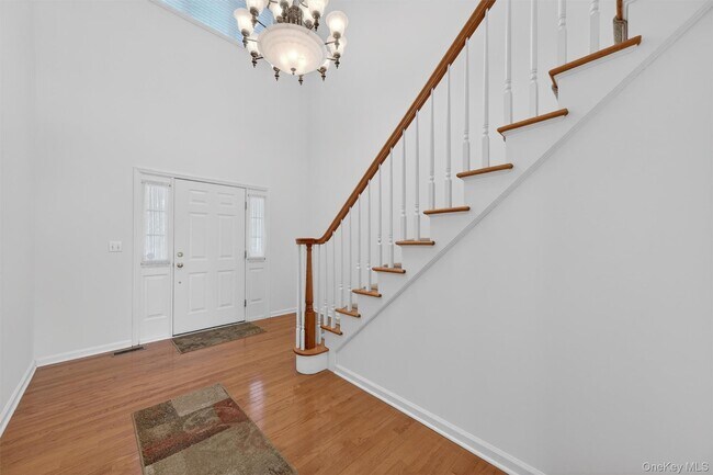 Foto del edificio - 5 Clearwater Ct